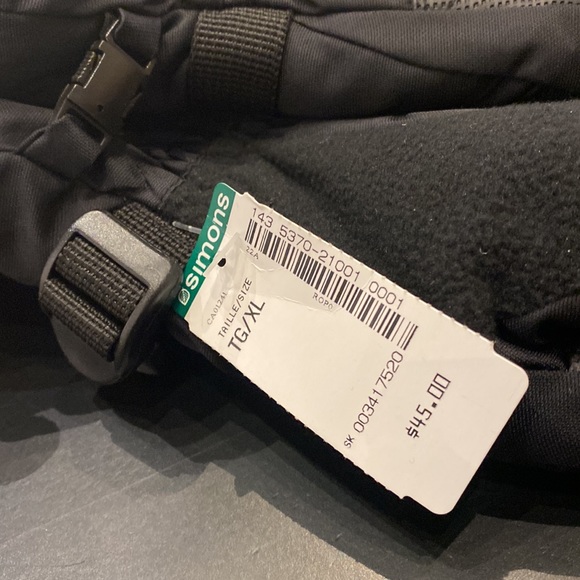 Brand new xl size aucliar winter gloves,black colour - Picture 3 of 3